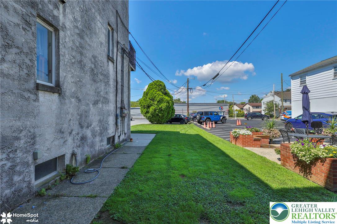 656 Main Street Property Photo 41