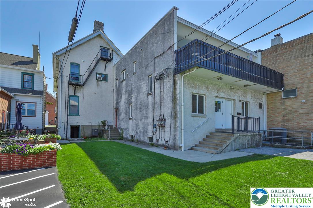 656 Main Street Property Photo 42