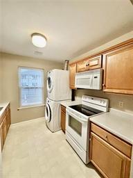 224 South Watson Street Property Photo 5