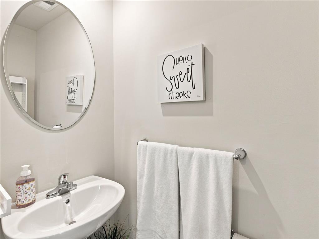 2133 Cross Country Road Property Photo 44