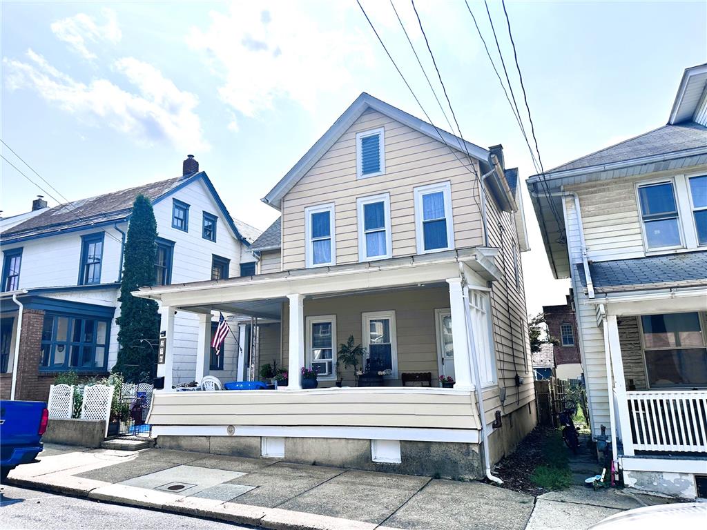 236 2nd Street Property Photo 1