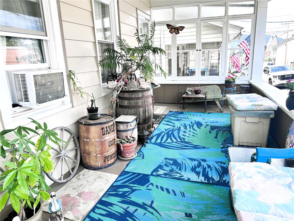 236 2nd Street Property Photo 17