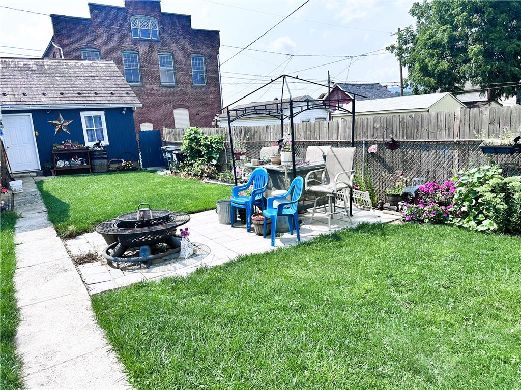 236 2nd Street Property Photo 21