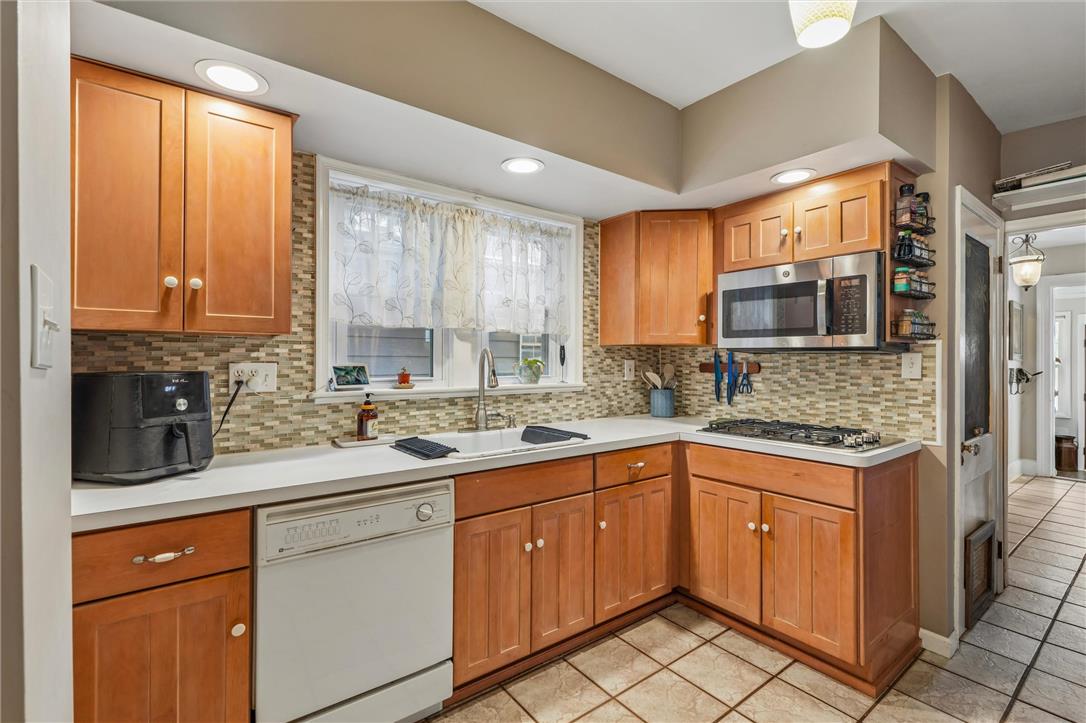 410 2nd Street Property Photo 6