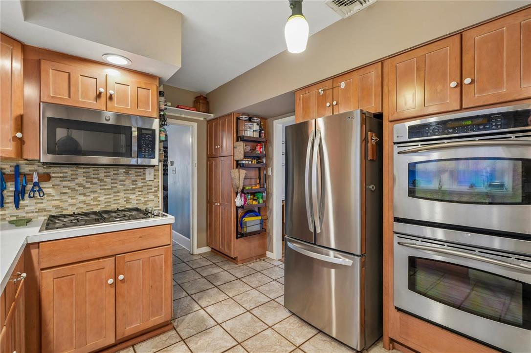 410 2nd Street Property Photo 7