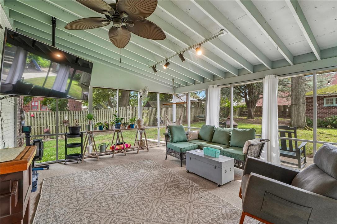 410 2nd Street Property Photo 14