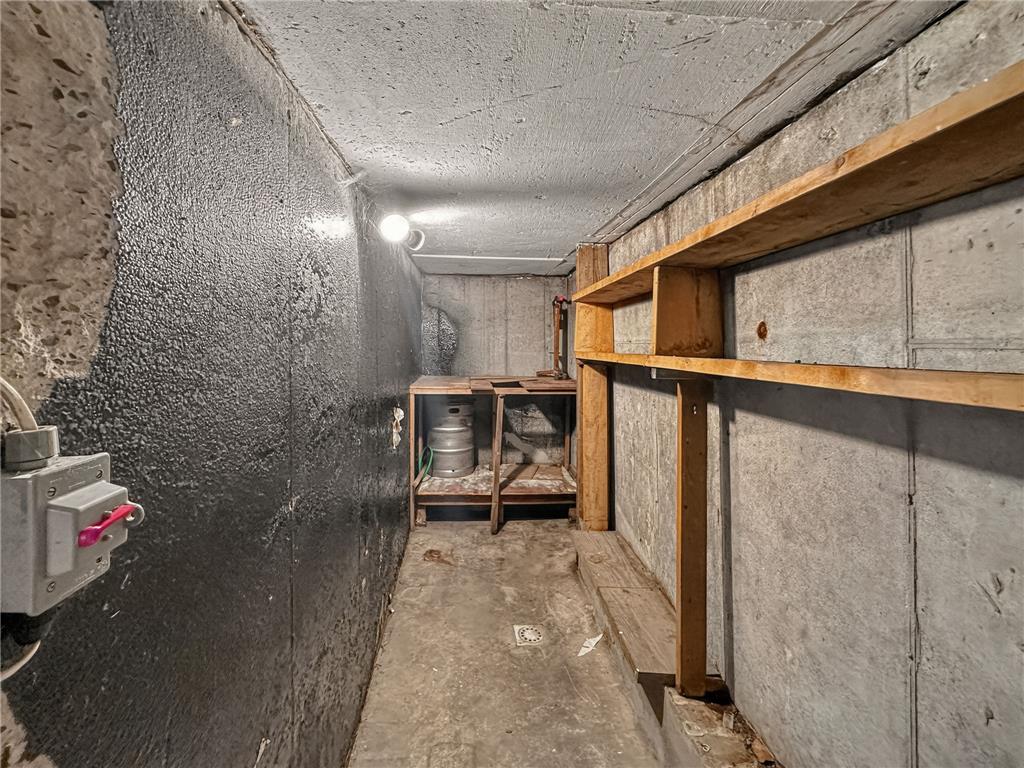 1434 East 6th Street Property Photo 37