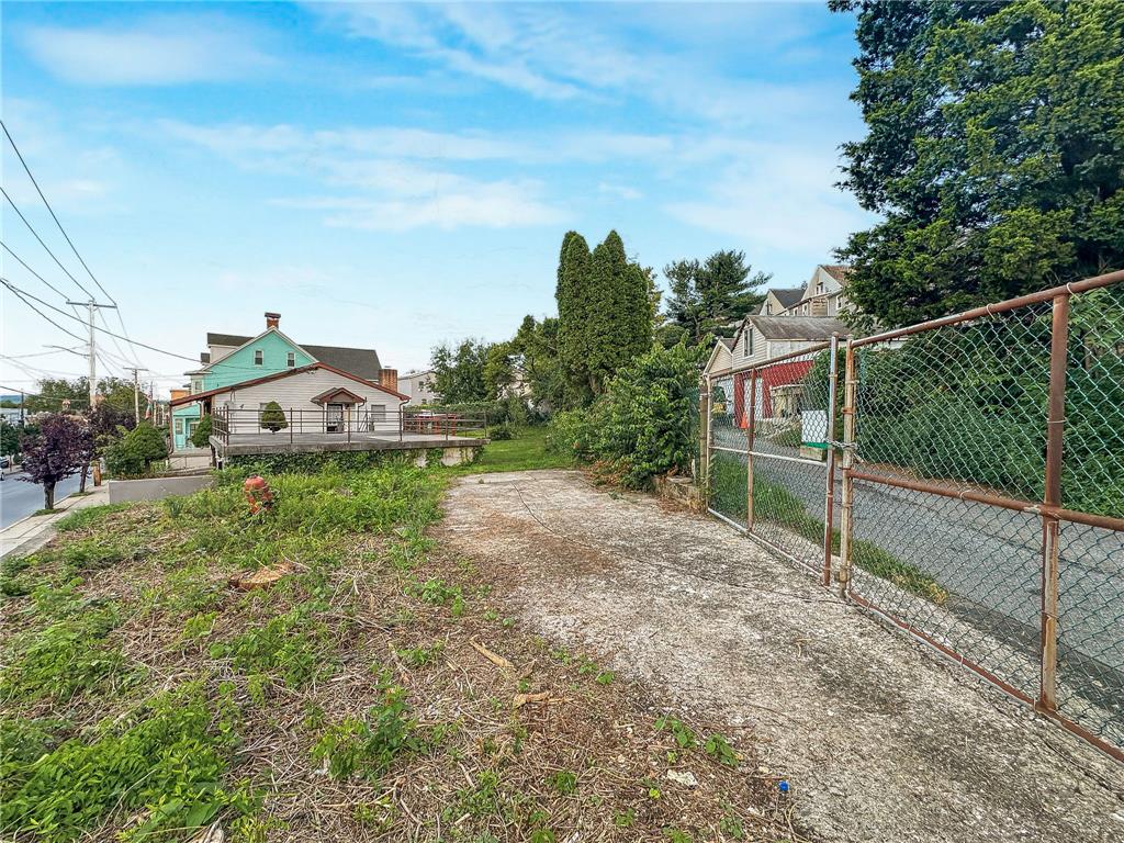 1434 East 6th Street Property Photo 52