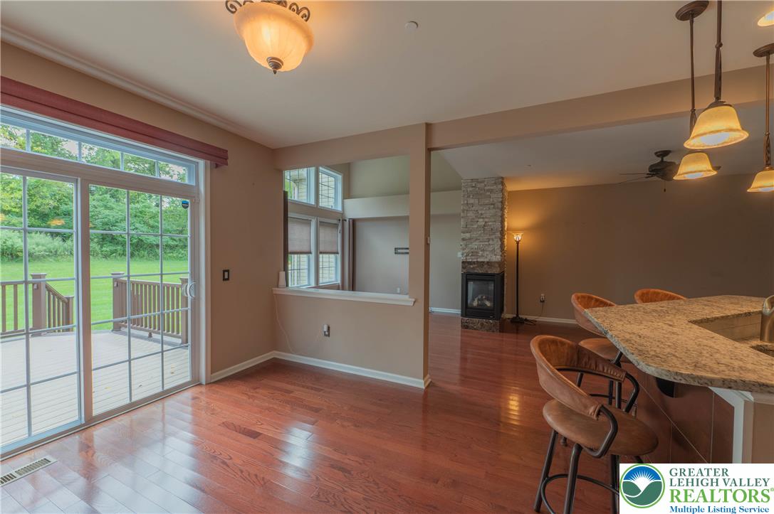 4480 Lenni Circle Property Photo 6