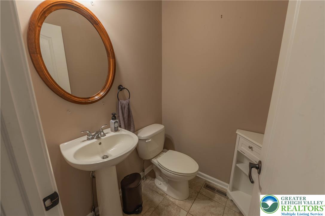 4480 Lenni Circle Property Photo 10