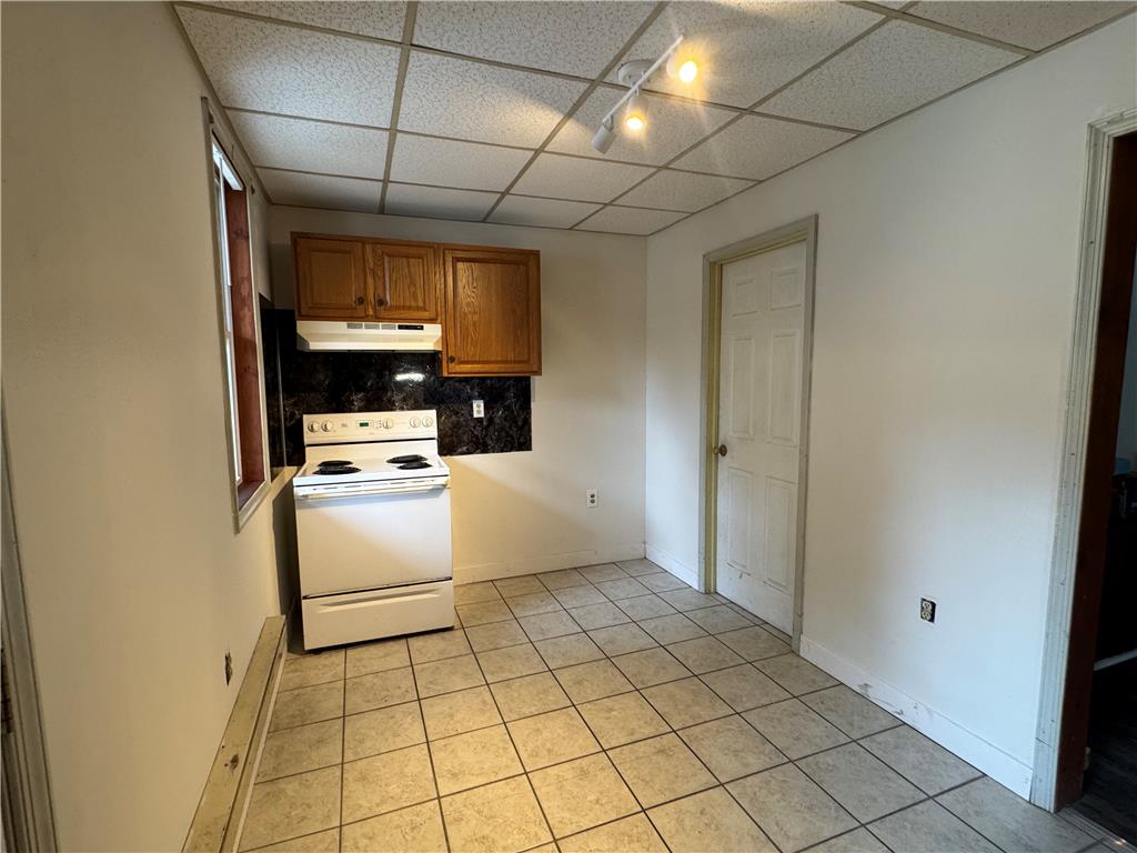 39 Canal Street Property Photo 5
