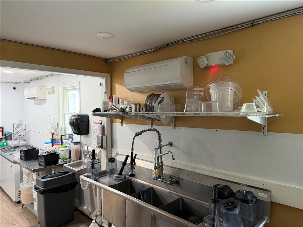 474 Main Street Property Photo 10