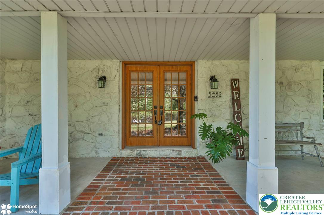5832 Kernsville Road Property Photo 8