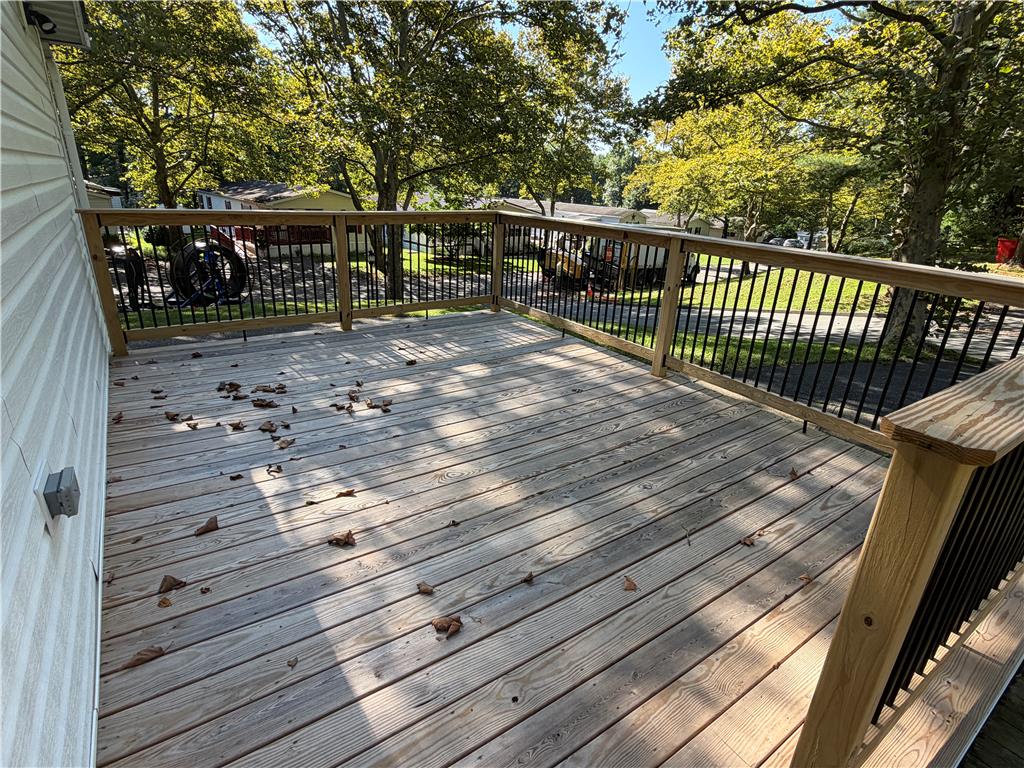 19 Springridge Property Photo 3