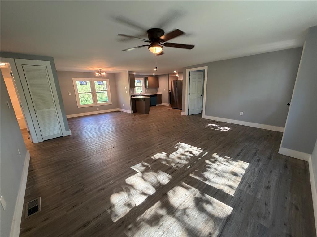 19 Springridge Property Photo 14