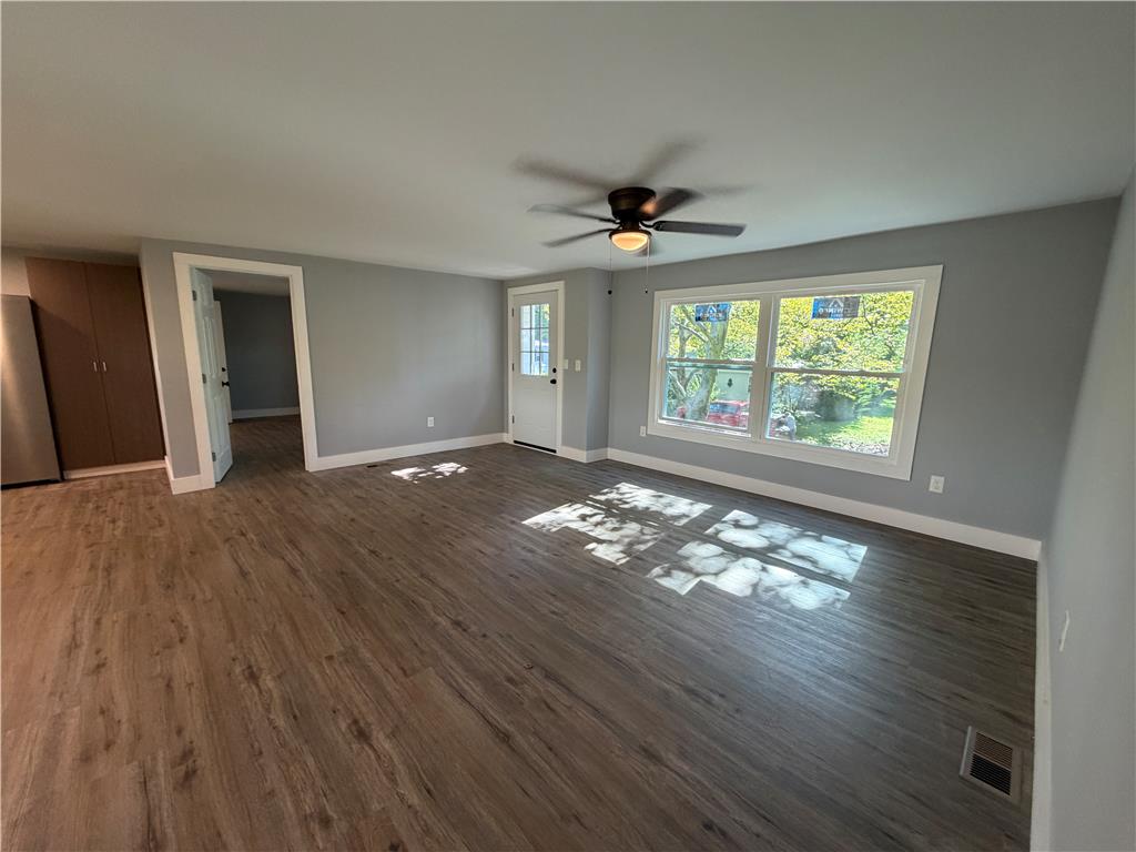 19 Springridge Property Photo 16