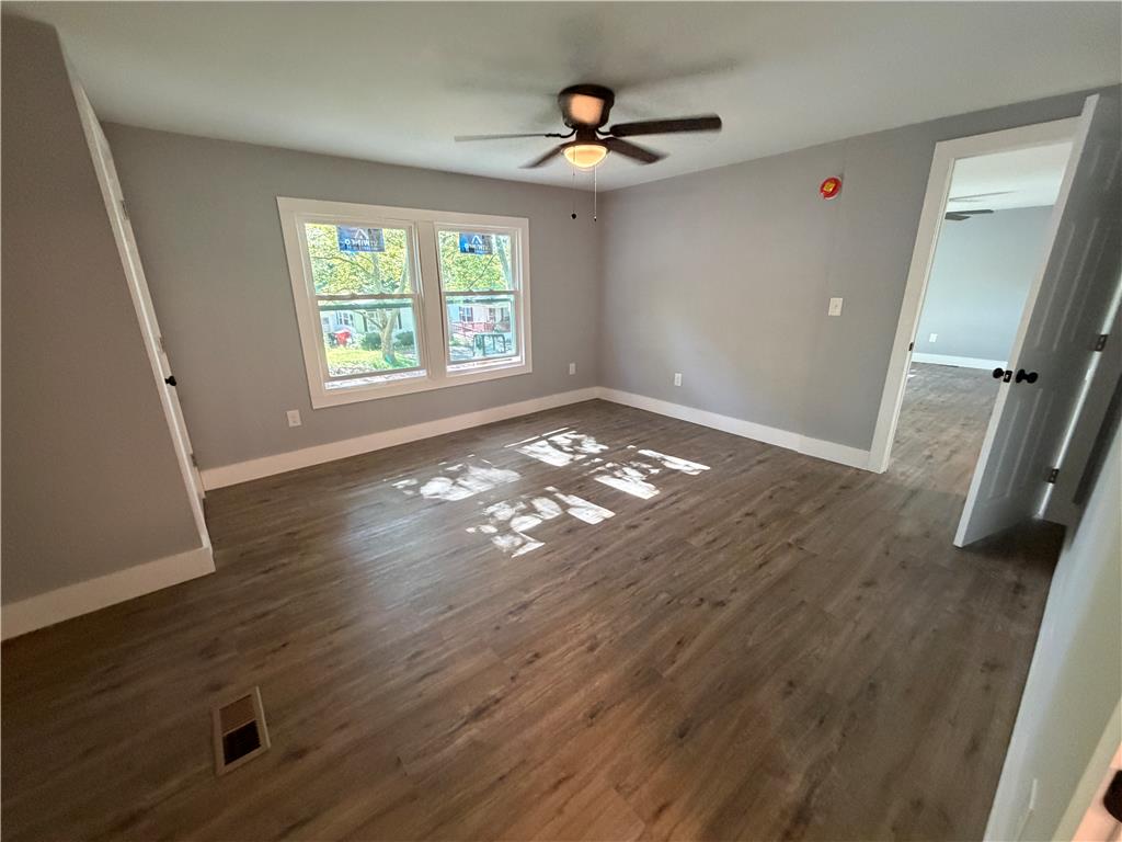 19 Springridge Property Photo 18