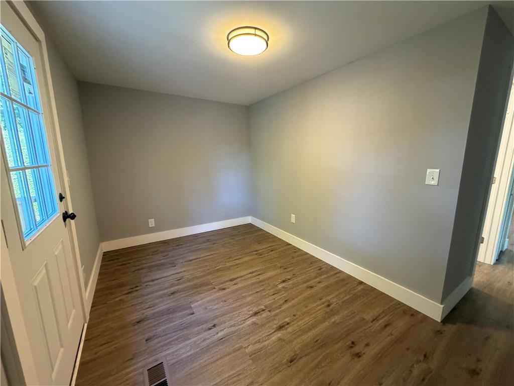 19 Springridge Property Photo 28
