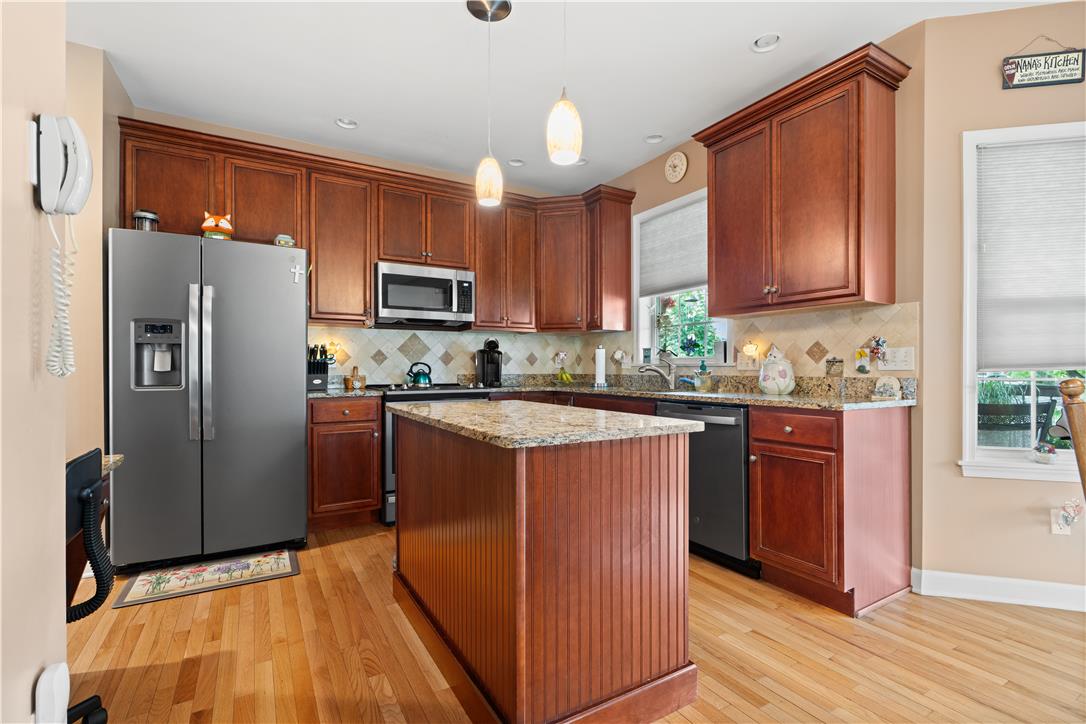 158 Main Property Photo 17