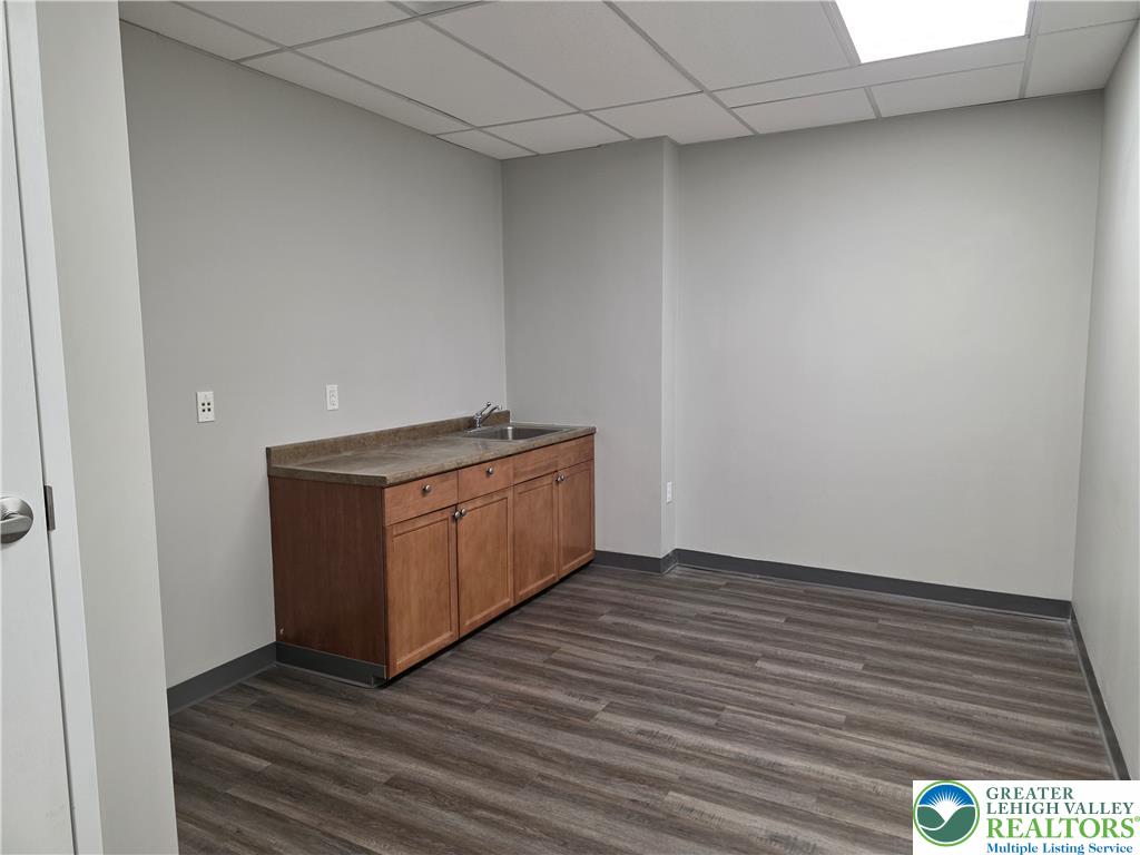 95 Highland Avenue 260 Property Photo 13