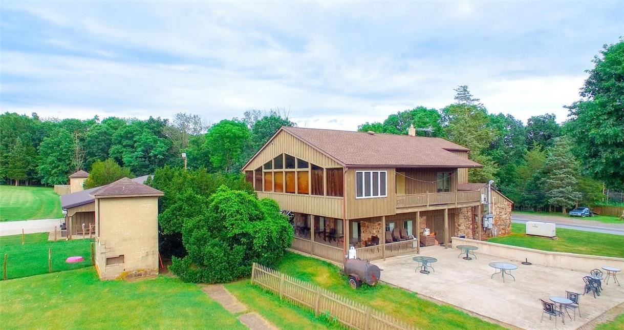 2071 Baus Road Property Photo 1