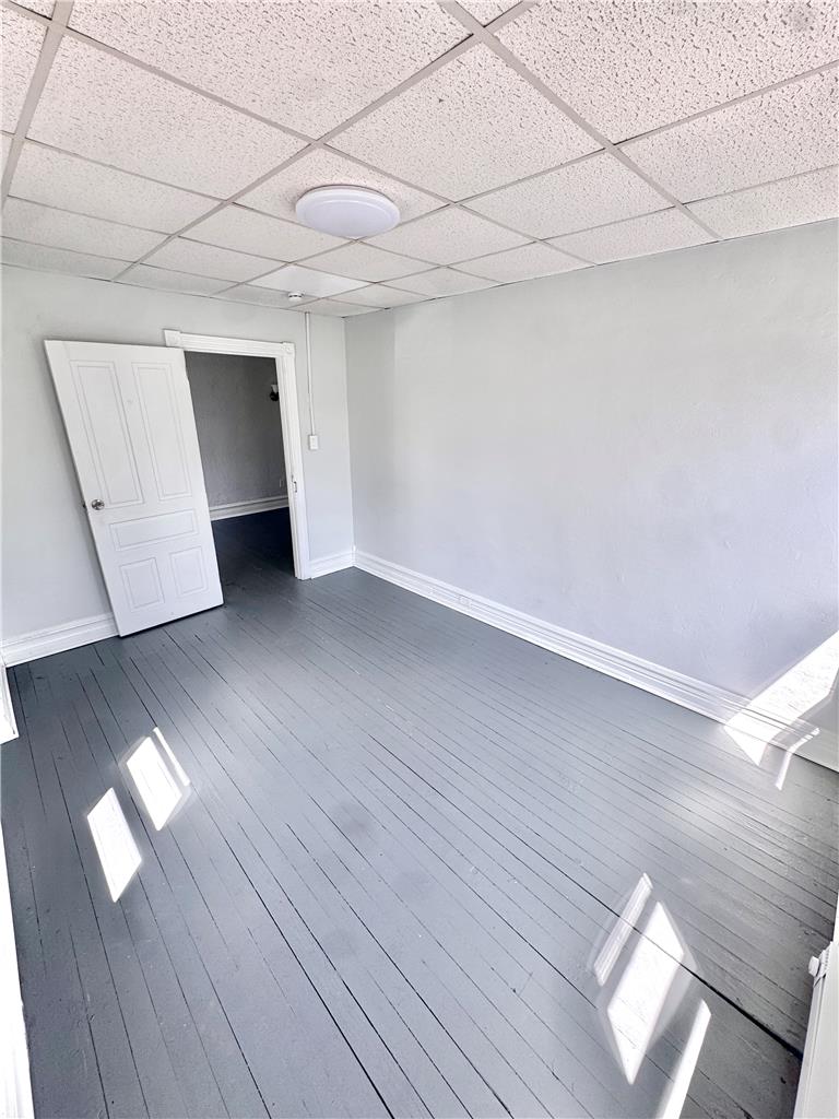 635 West Green Street Property Photo 10