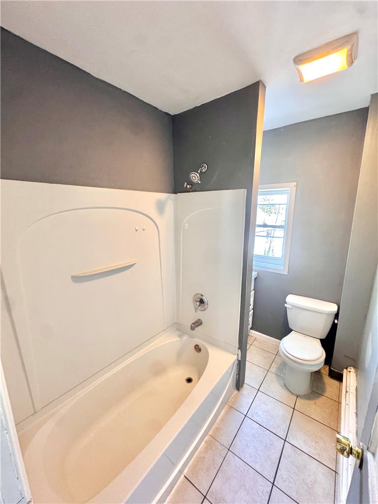 639 West Greenleaf Street Property Photo 13