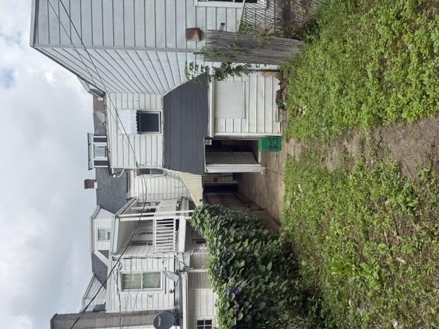 528 Gordon Street Property Photo 6