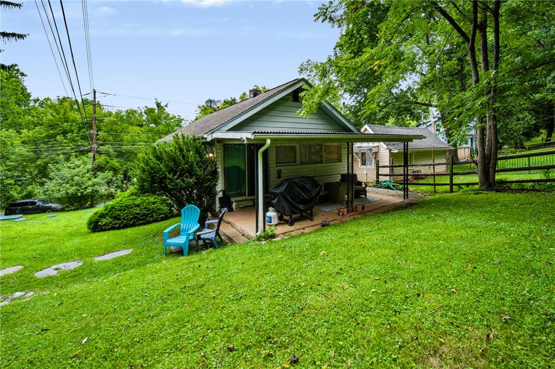 2242 Edgewood Avenue Property Photo 3