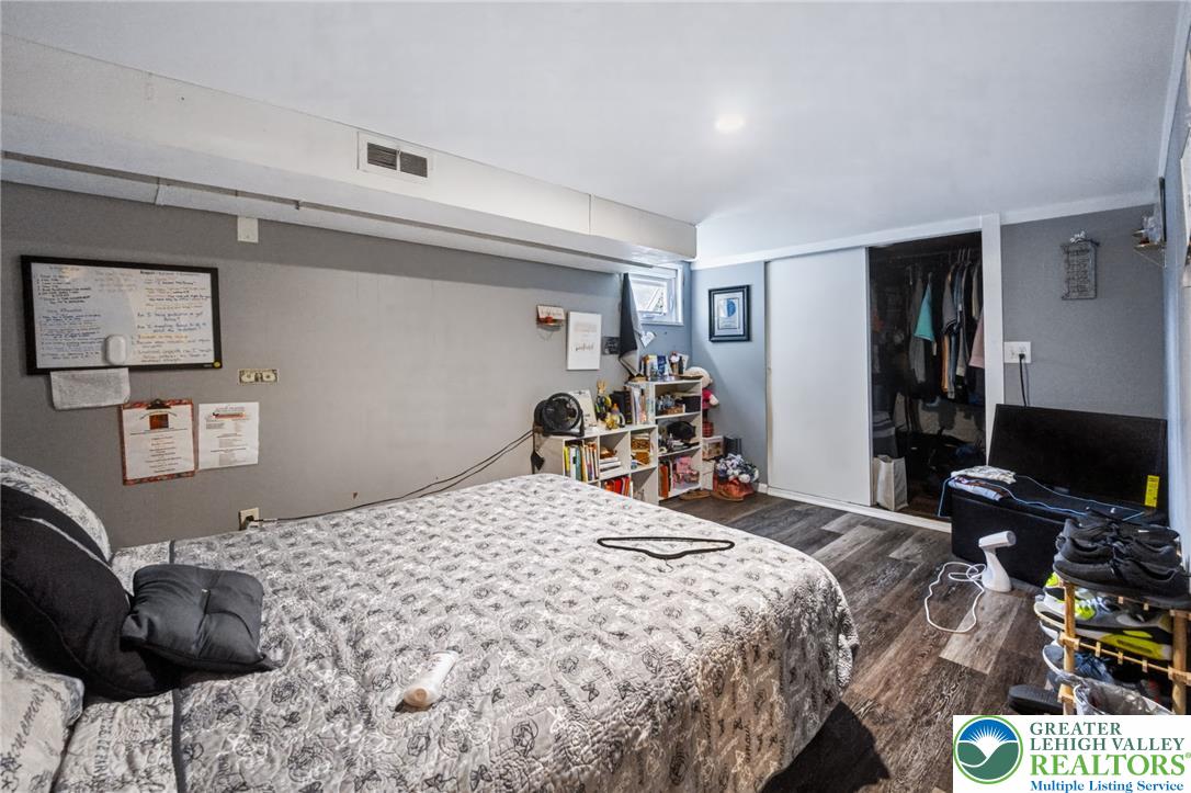 2242 Edgewood Avenue Property Photo 10