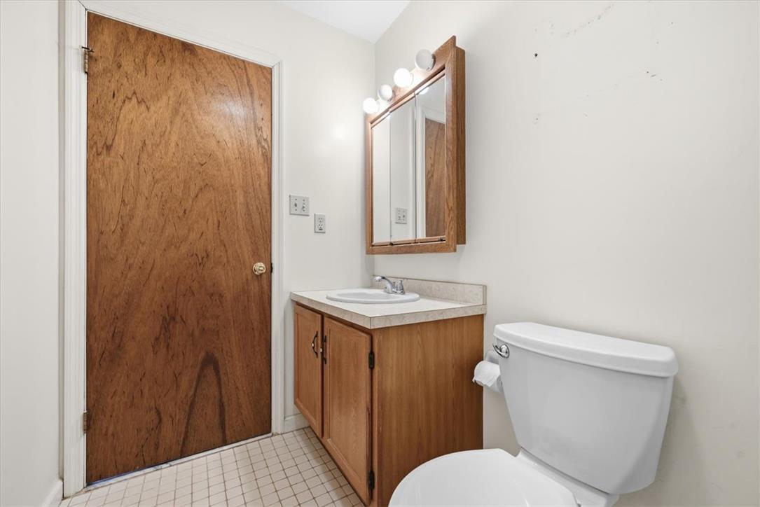1902 West Walnut Street Property Photo 23
