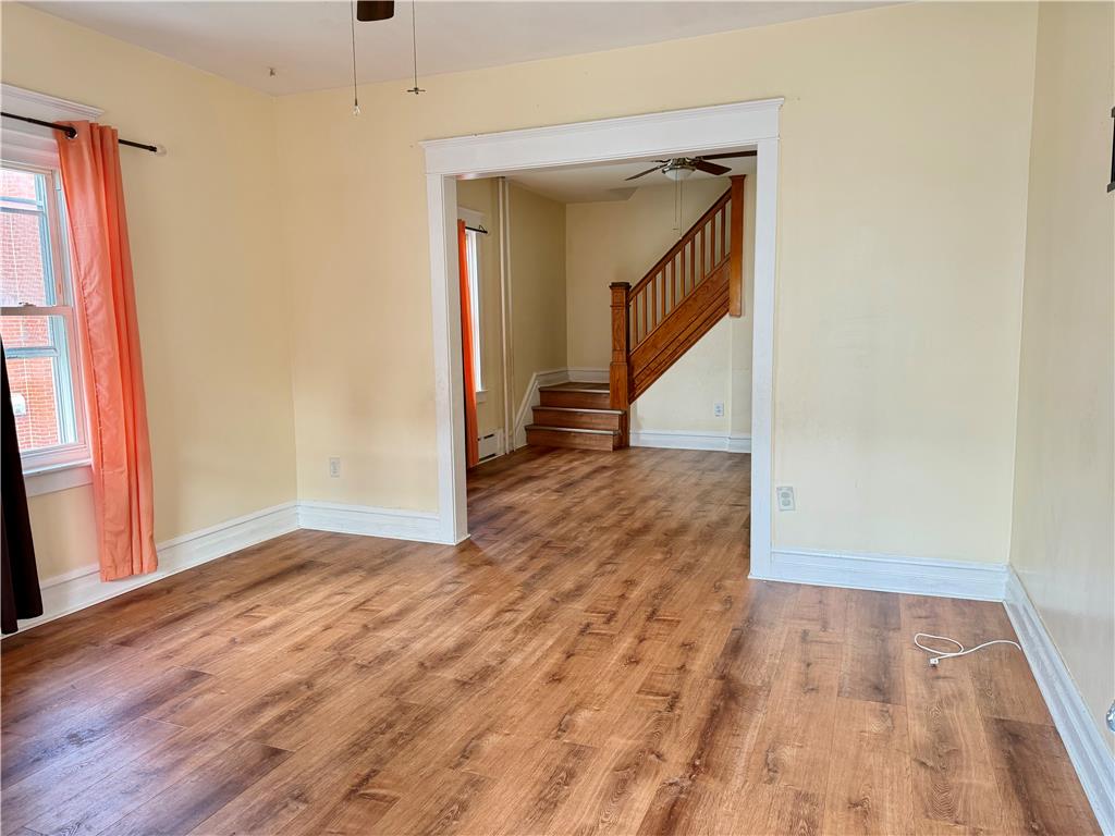227 East Elm Street Property Photo 4