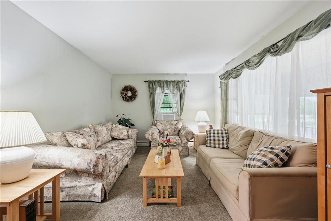 2029 West Walnut Street Property Photo 11