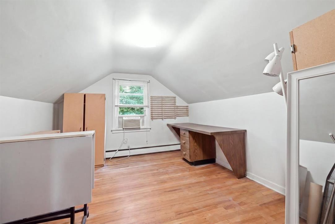 2029 West Walnut Street Property Photo 45