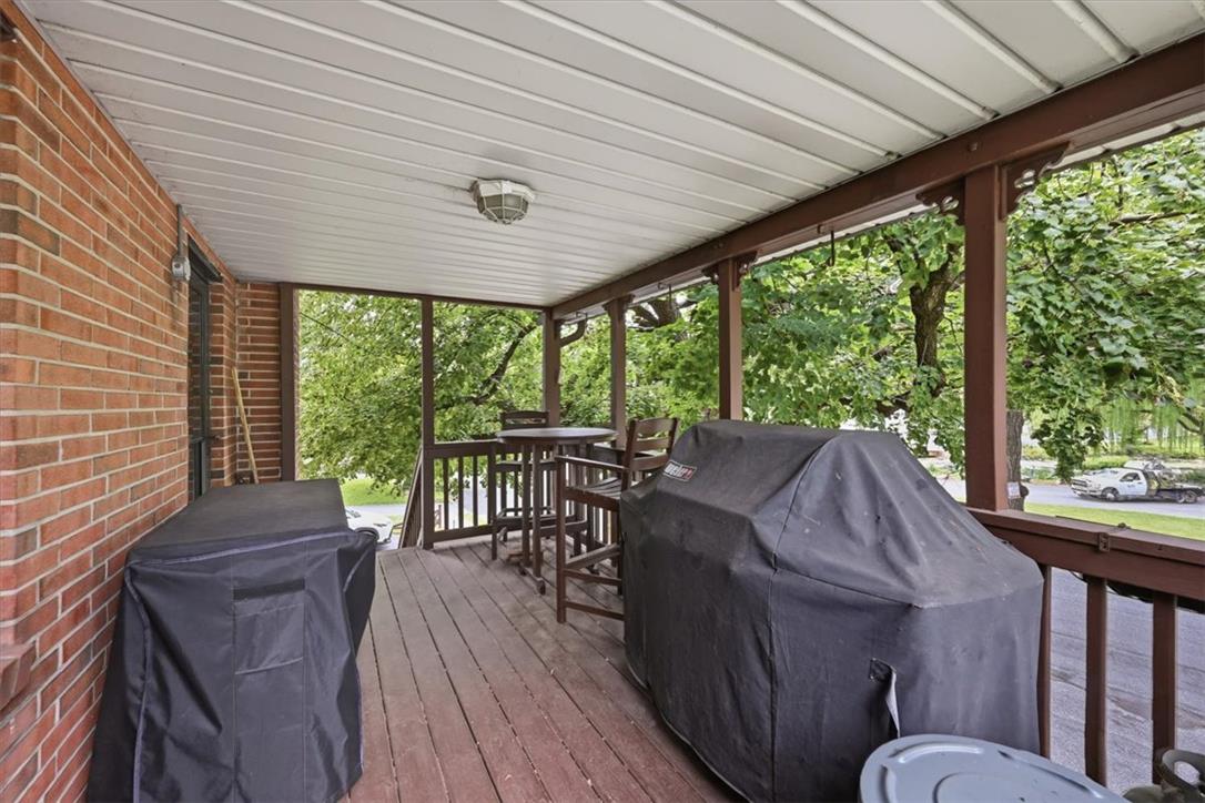 2029 West Walnut Street Property Photo 53