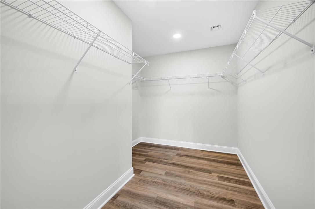 312 Stone Alley Property Photo 24