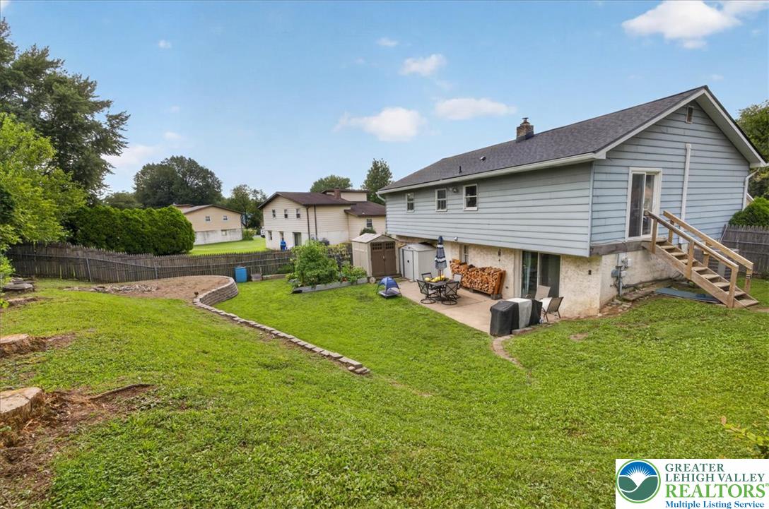 1448 Garden Avenue Property Photo 6