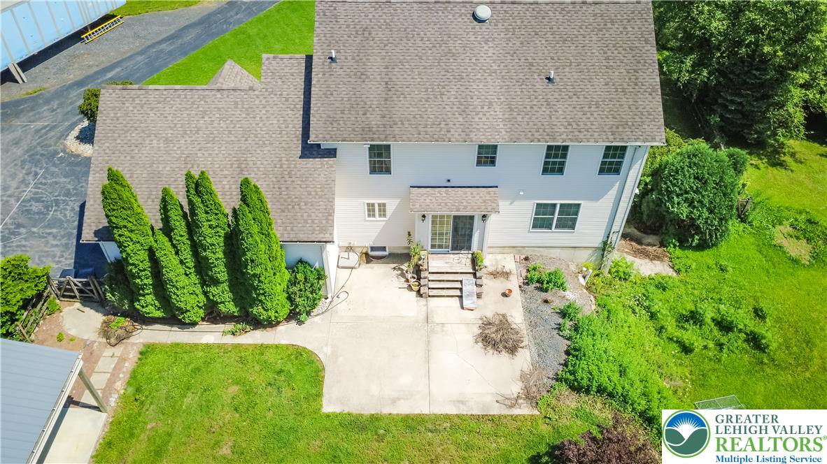 1603 Kings Court Property Photo 18
