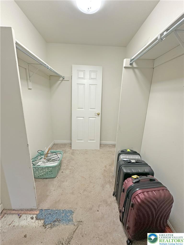 1603 Kings Court Property Photo 51