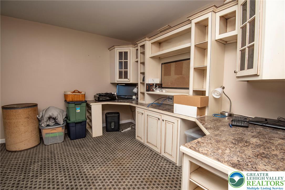 1603 Kings Court Property Photo 58