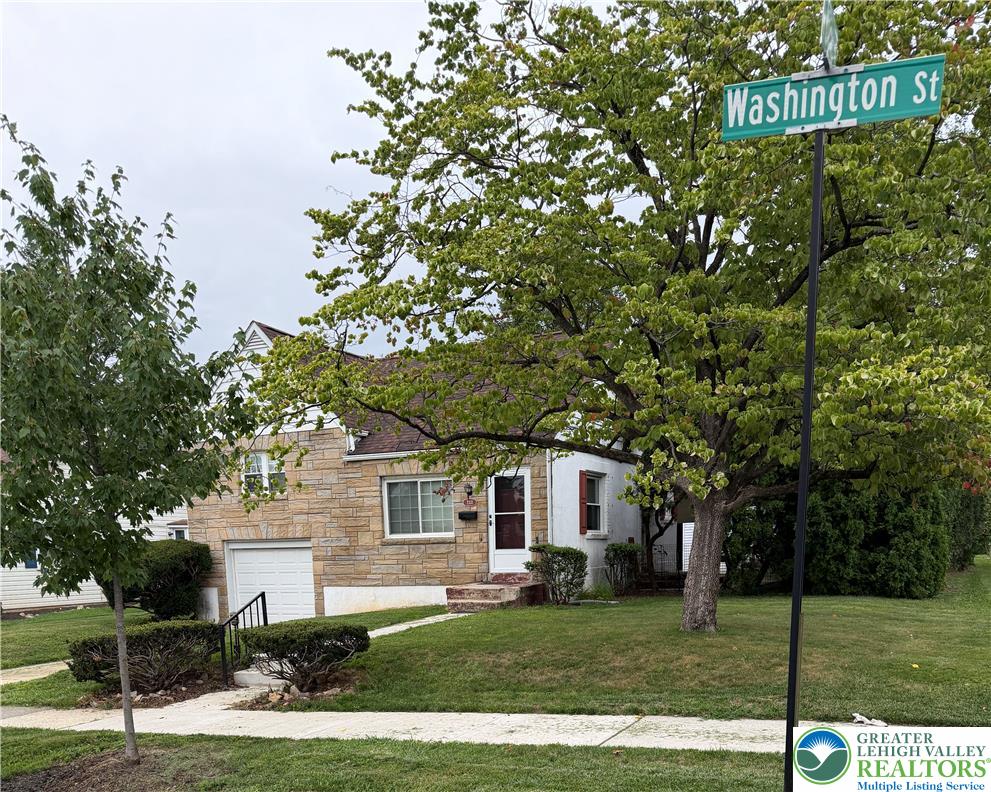 2331 West Washington Street Property Photo 2