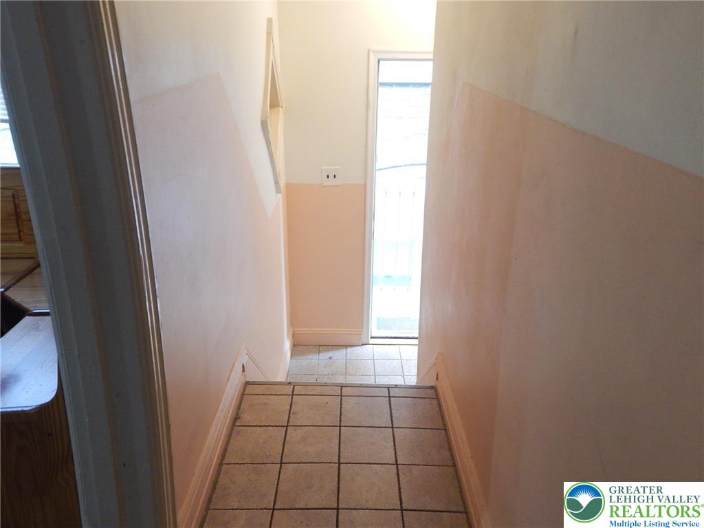 1778 Main Street 2nd Floor Property Photo 5