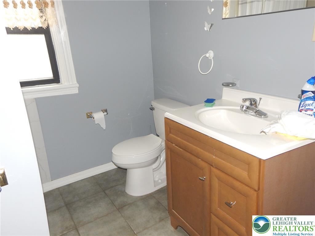 1778 Main Street 2nd Floor Property Photo 8