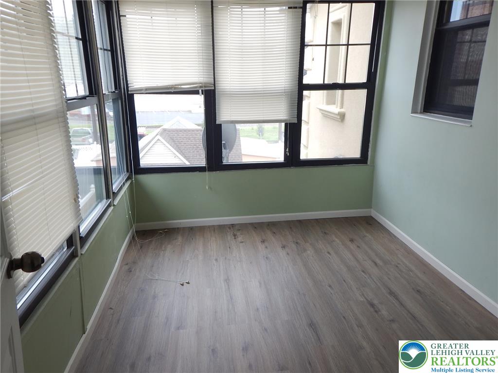 1778 Main Street 2nd Floor Property Photo 14