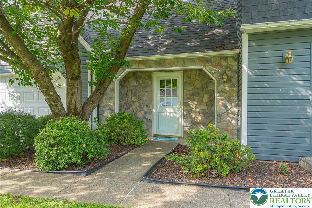 26 Russet Drive Property Photo 1