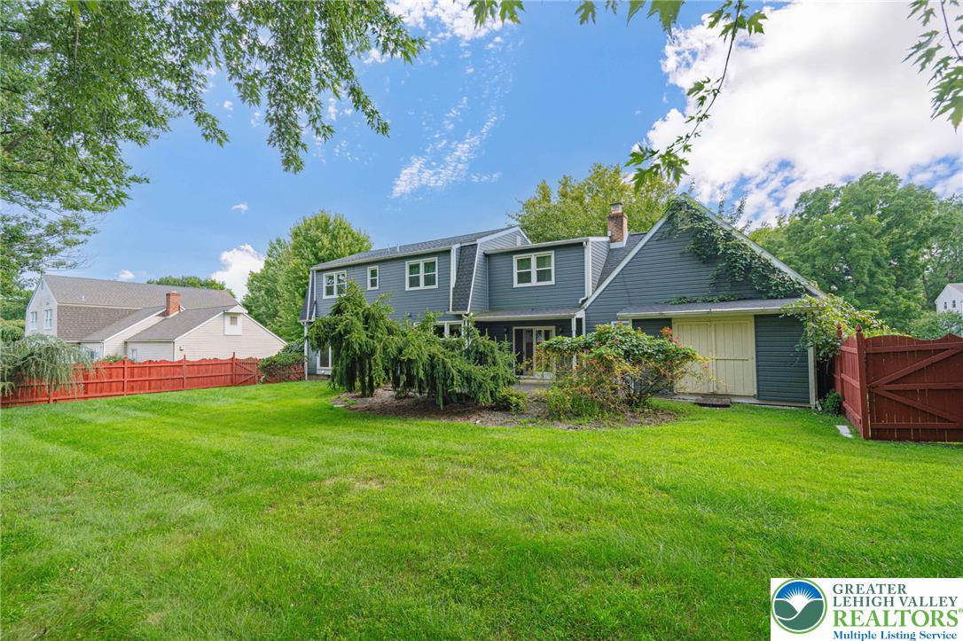 26 Russet Drive Property Photo 4