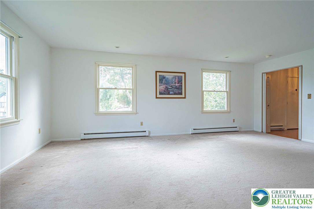 26 Russet Drive Property Photo 7