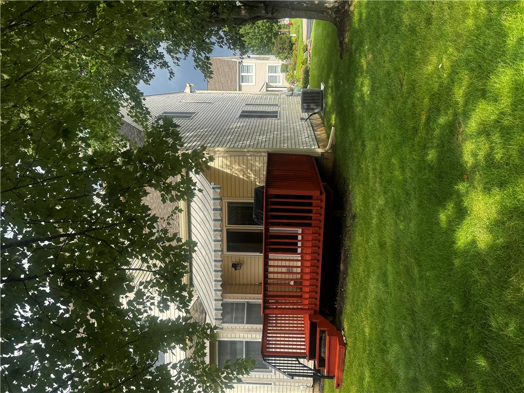 302 Oxford Place Property Photo 5