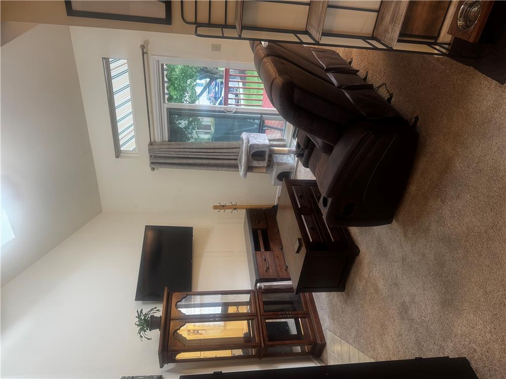302 Oxford Place Property Photo 11