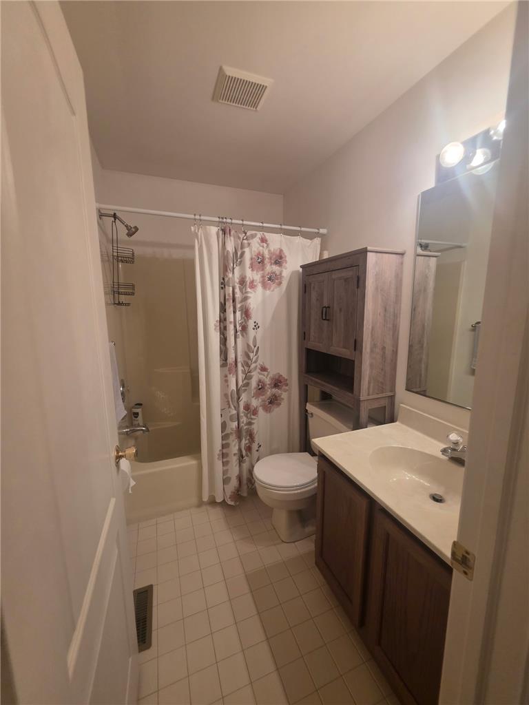 302 Oxford Place Property Photo 17